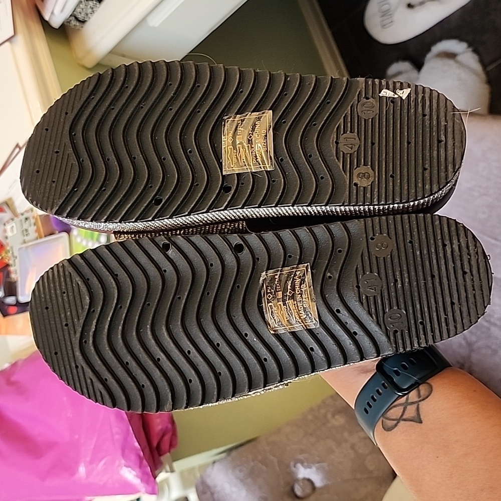 Akira Rhinestone Slides - Picture 2 of 5